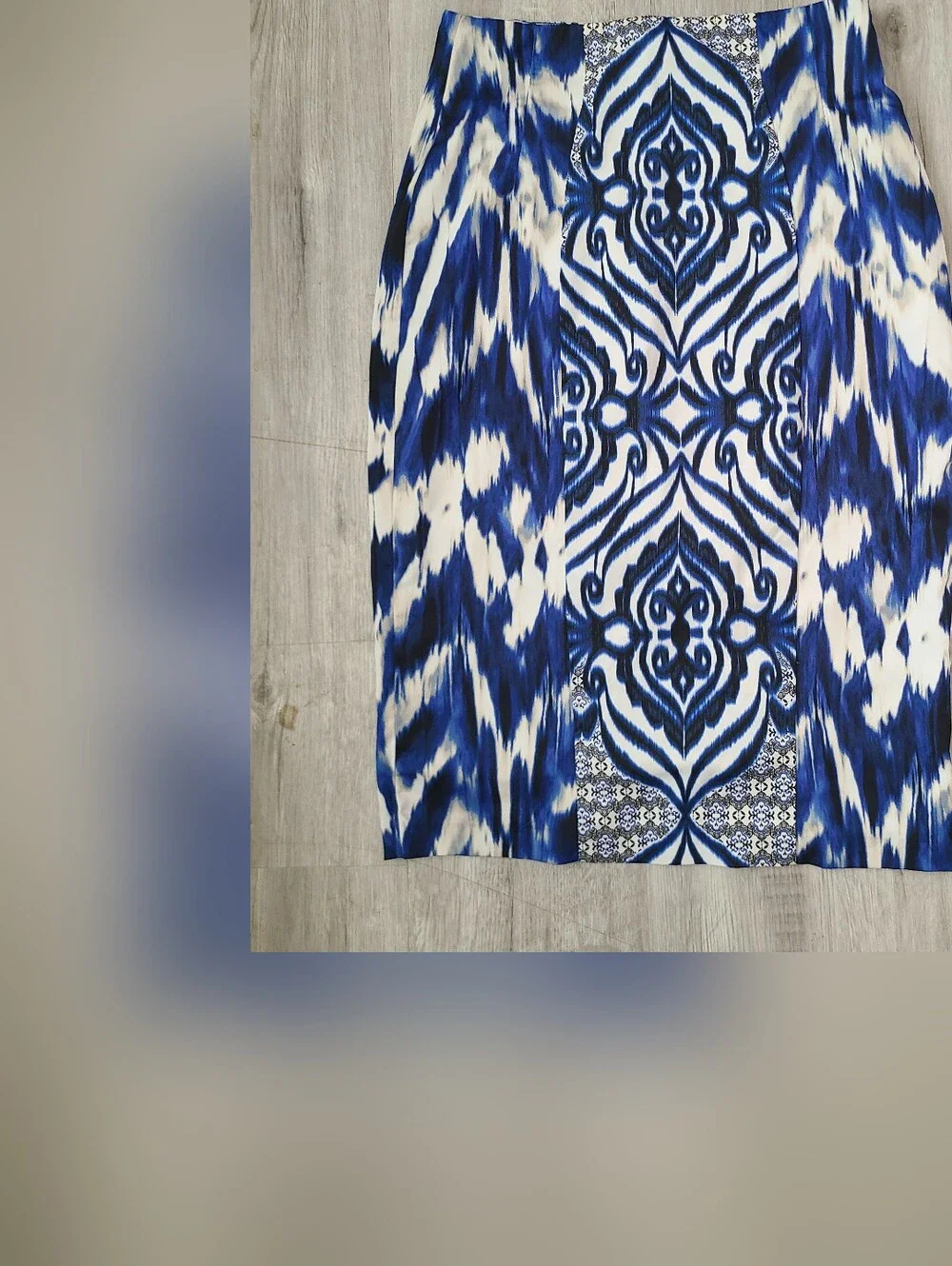 Eva Mendes New York & Company Blue & White Printed Silky Pencil Skirt Retro Chic